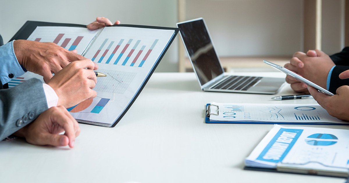 Trabajos de atestiguamiento y servicios, módulo 3: Serie 7000