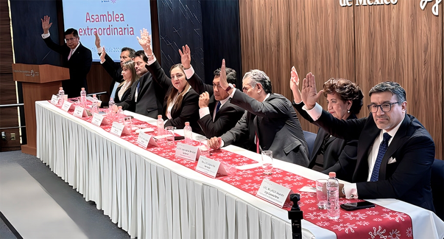 Asamblea Extraordinaria avala nueva denominación del Colegio
