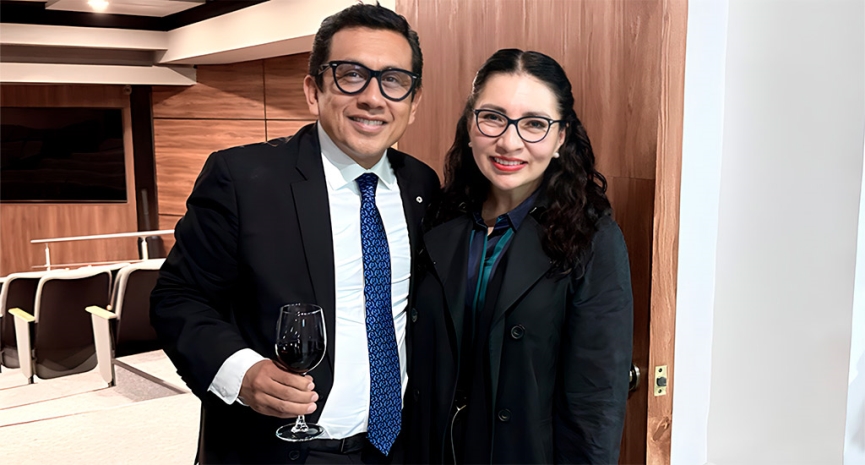 Asamblea Extraordinaria avala nueva denominación del Colegio