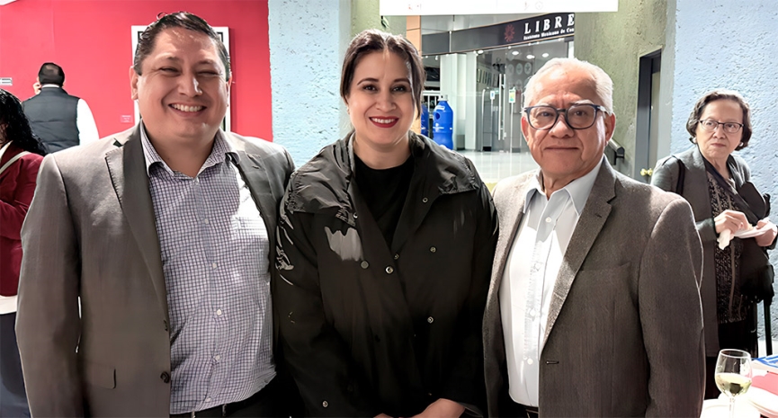 Asamblea Extraordinaria avala nueva denominación del Colegio