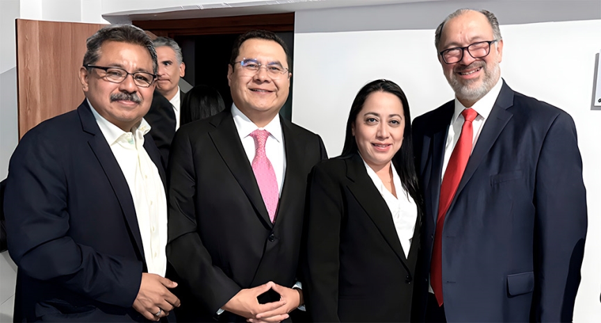 Asamblea Extraordinaria avala nueva denominación del Colegio