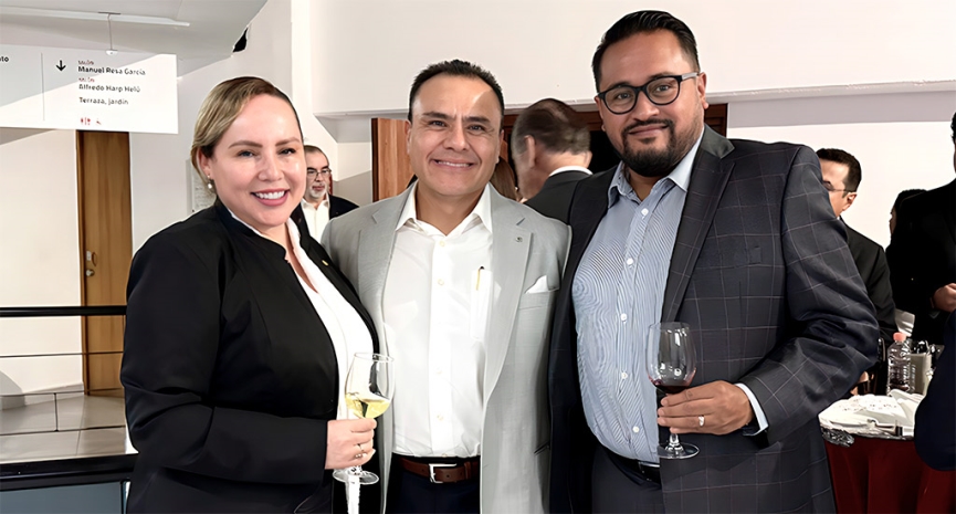 Asamblea Extraordinaria avala nueva denominación del Colegio