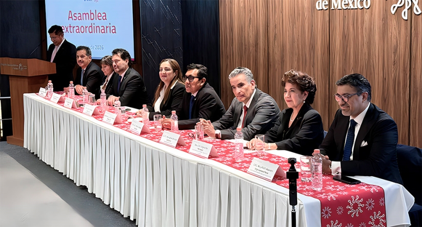 Asamblea Extraordinaria avala nueva denominación del Colegio