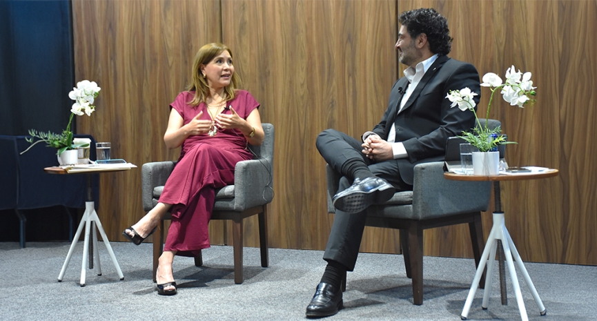 Betsy Eslava expone el impacto de las franquicias en la competitividad global