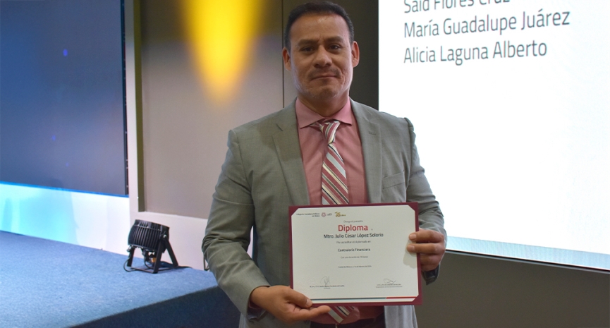 Cierre exitoso de diplomados en el Colegio