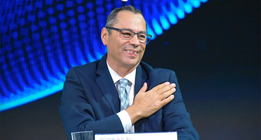 Cierre exitoso de diplomados en el Colegio