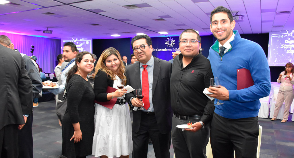 Clausura de diplomados septiembre 2023