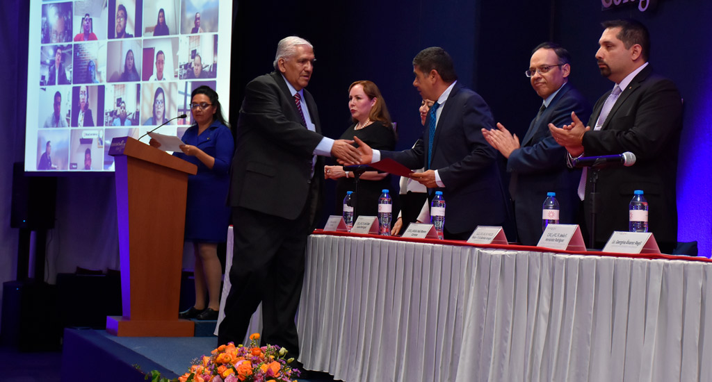 Clausura de diplomados septiembre 2023