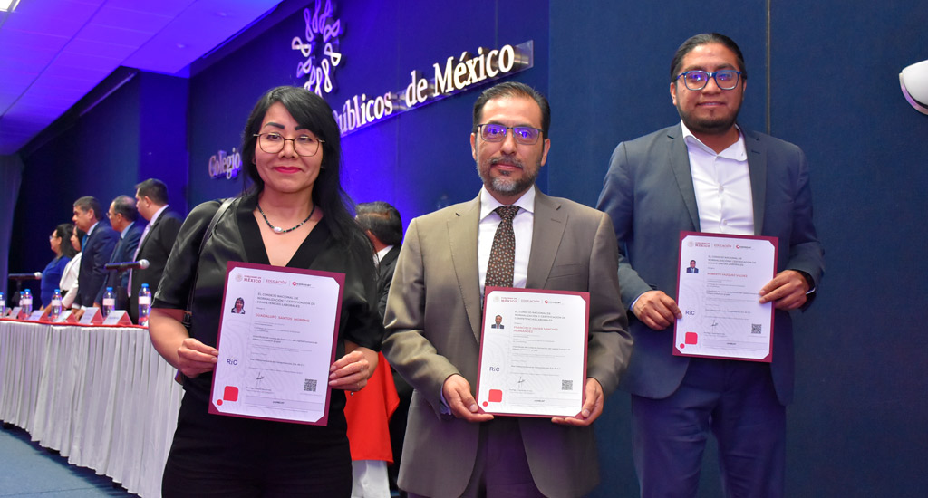 Clausura de diplomados septiembre 2023