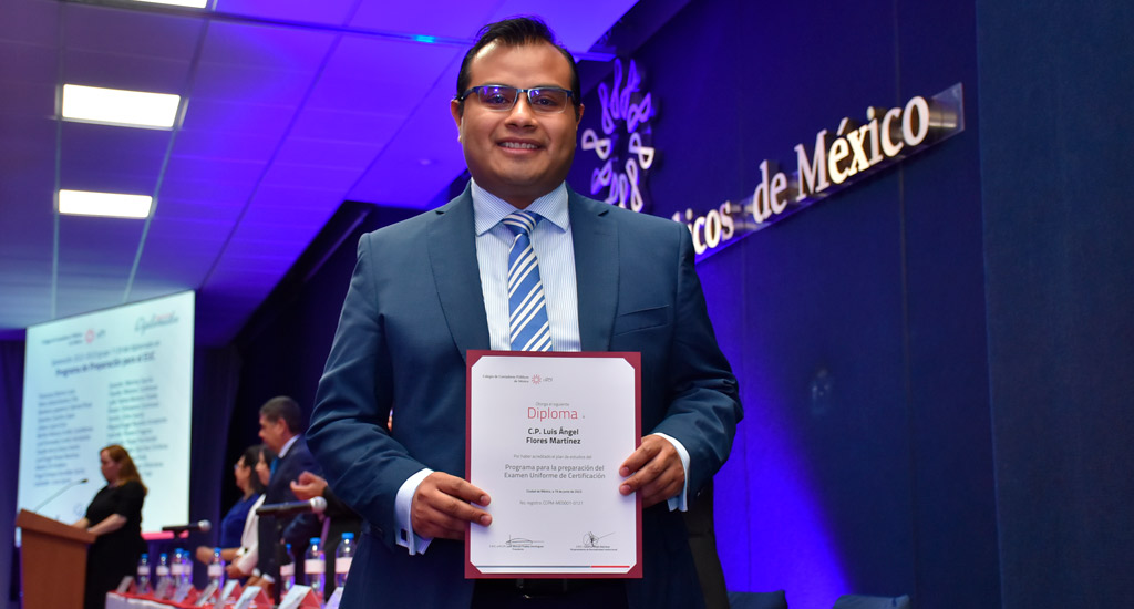 Clausura de diplomados septiembre 2023