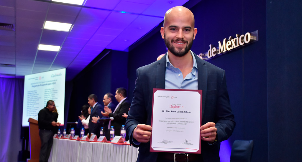 Clausura de diplomados septiembre 2023