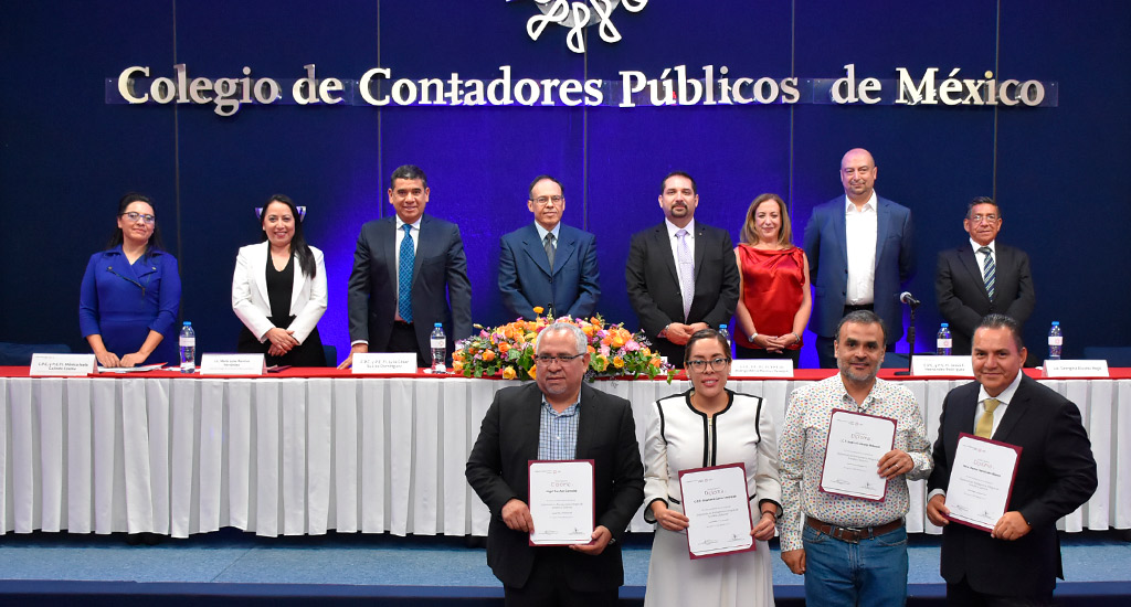 Clausura de diplomados septiembre 2023
