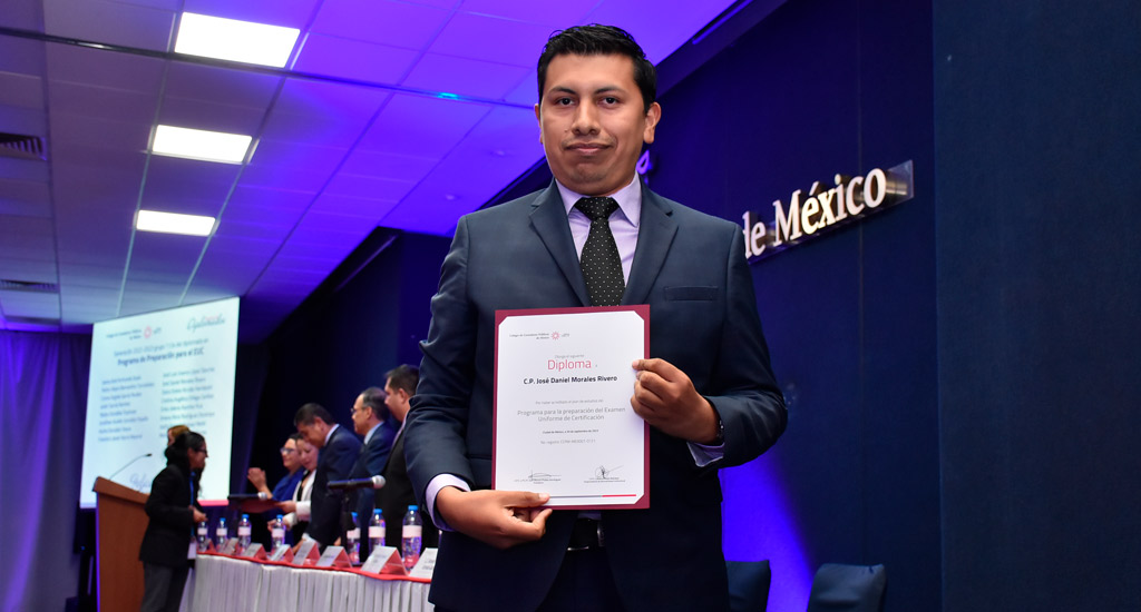 Clausura de diplomados septiembre 2023