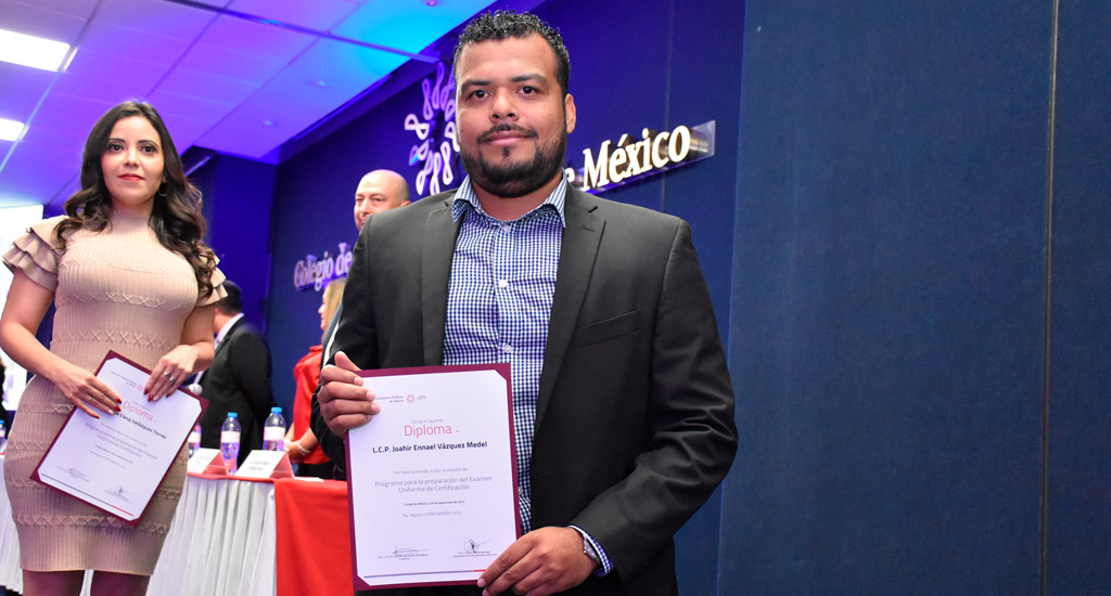 Clausura de diplomados septiembre 2023