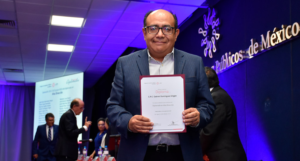 Clausura de diplomados septiembre 2023