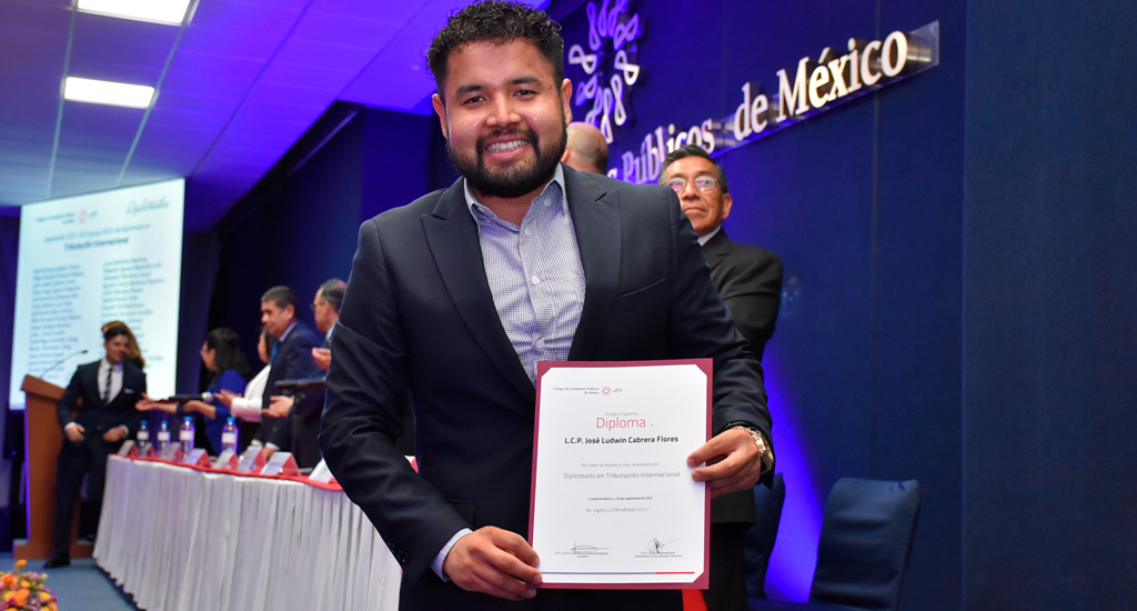 Clausura de diplomados septiembre 2023