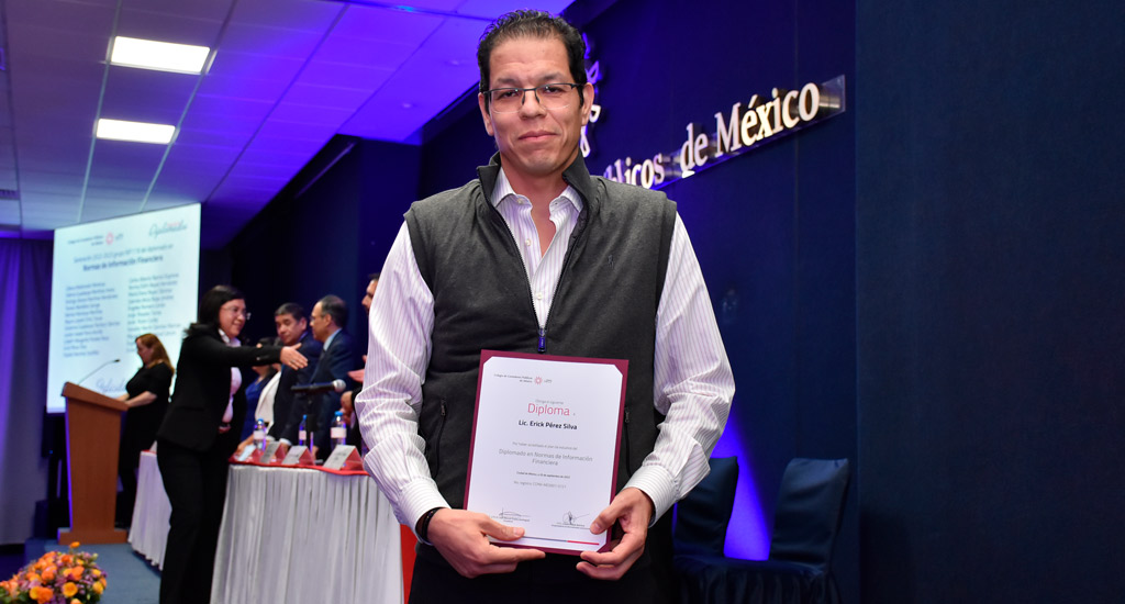 Clausura de diplomados septiembre 2023