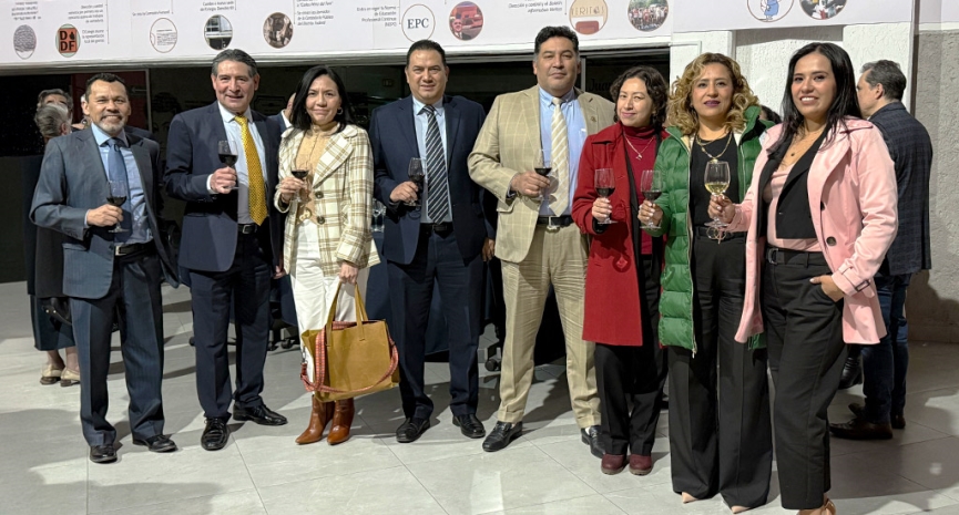 Colegio lanza Comunidad Alumni