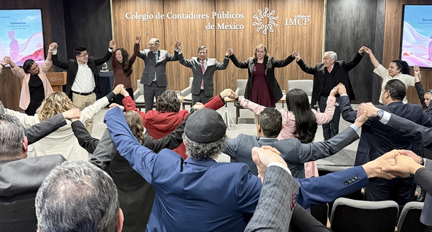 Colegio lanza Comunidad Alumni