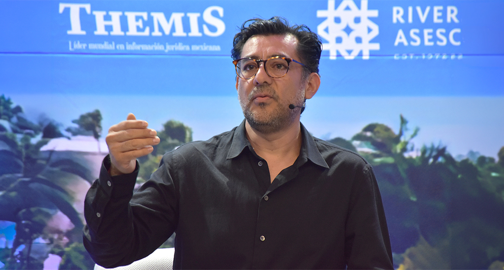 Colegio presenta en Acapulco Foro de Tributación Internacional con Carlos Mota