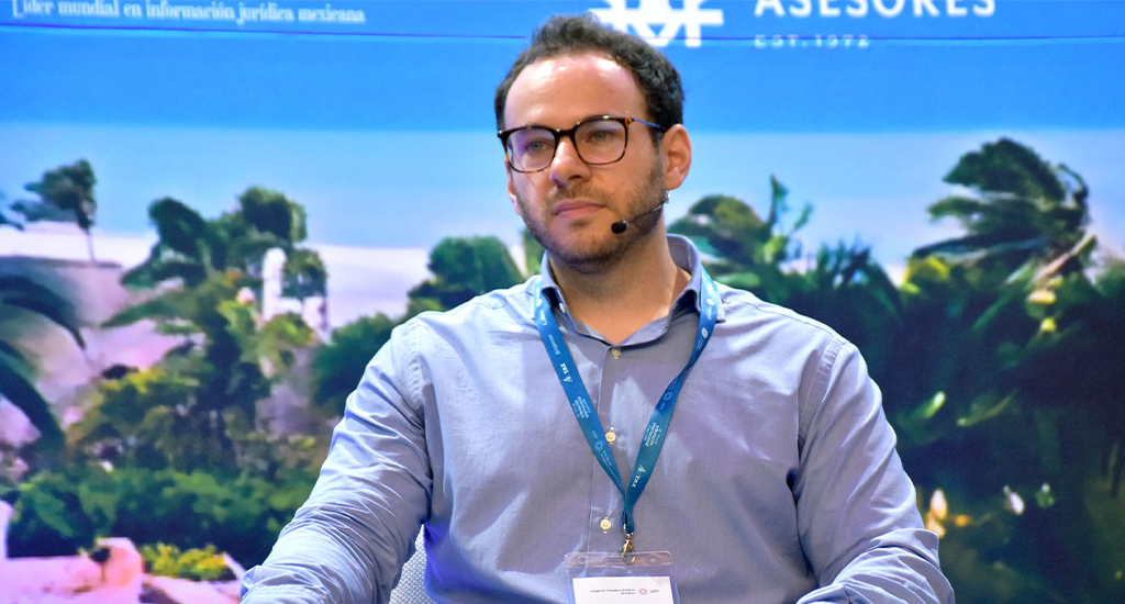 Colegio presenta en Acapulco Foro de Tributación Internacional con Carlos Mota