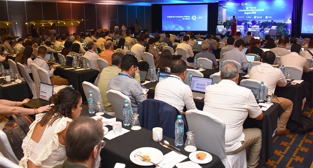 Colegio presenta en Acapulco Foro de Tributación Internacional con Carlos Mota
