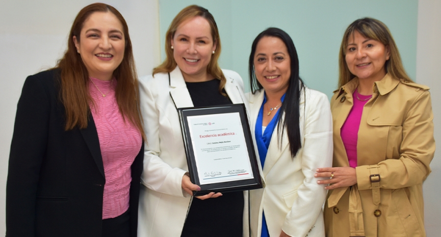 Colegio reconoce a sus docentes con una celebración por el Día del Maestro