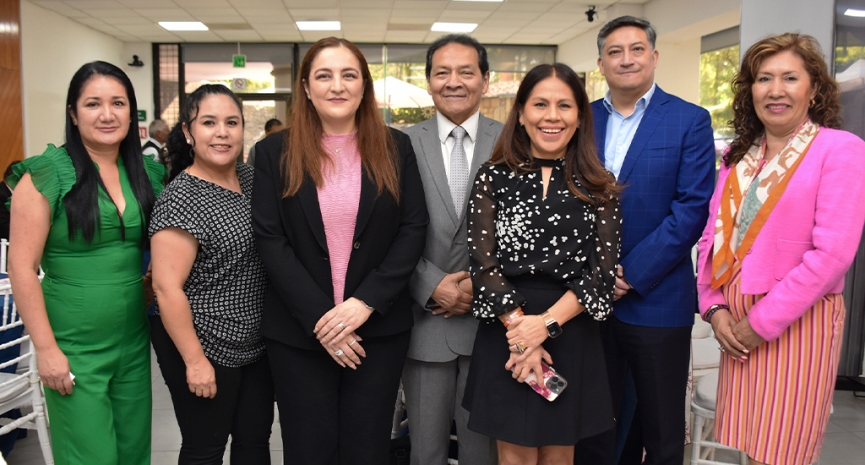 Colegio reconoce a sus docentes con una celebración por el Día del Maestro