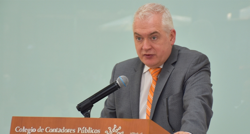Colegio reconoce a sus docentes con una celebración por el Día del Maestro