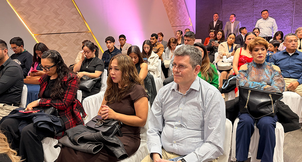 Clausura diplomados 2026