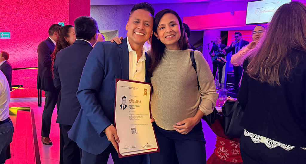 Clausura diplomados 2026