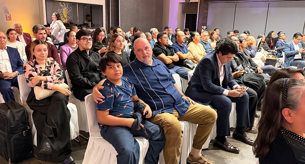 Clausura diplomados 2026