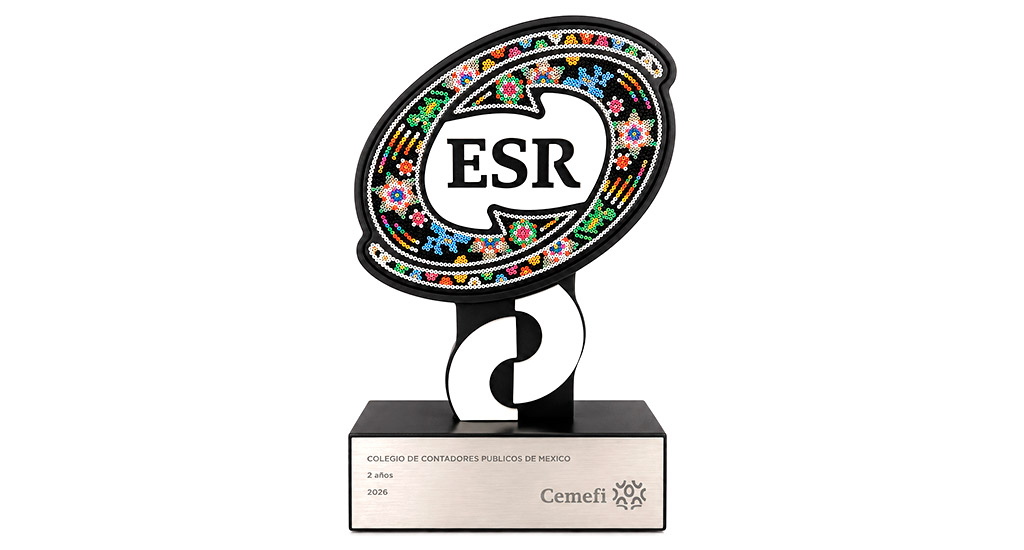 Entrega de distintivo ESR
