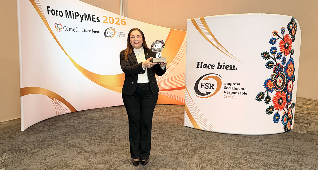 Entrega de distintivo ESR