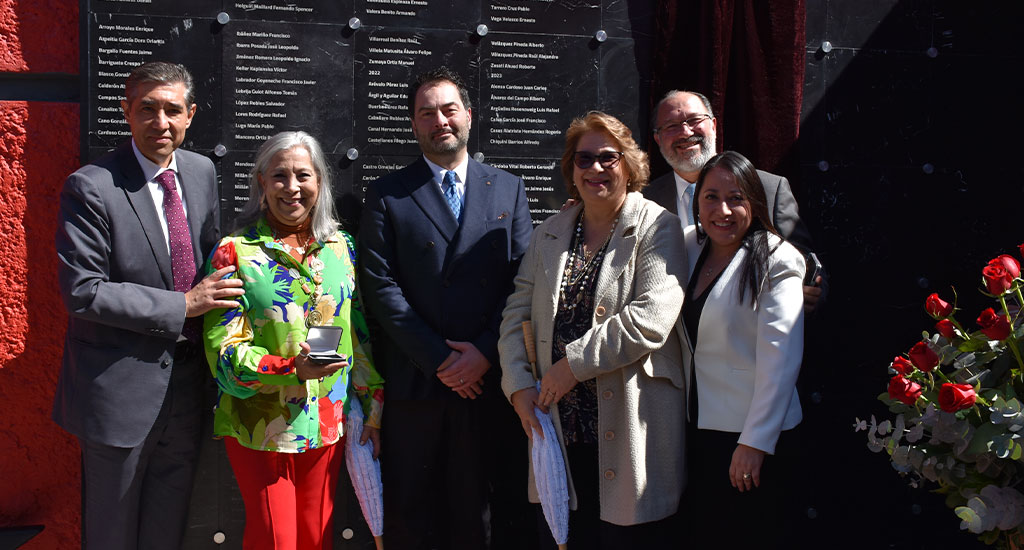 Colegio rinde homenaje a sus socios vitalicios 2023
