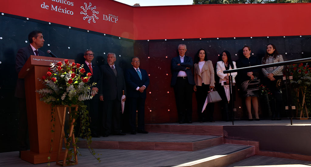 Colegio rinde homenaje a sus socios vitalicios 2023