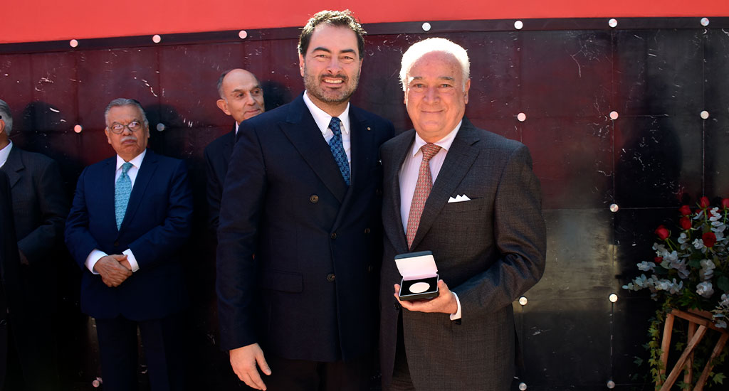 Colegio rinde homenaje a sus socios vitalicios 2023