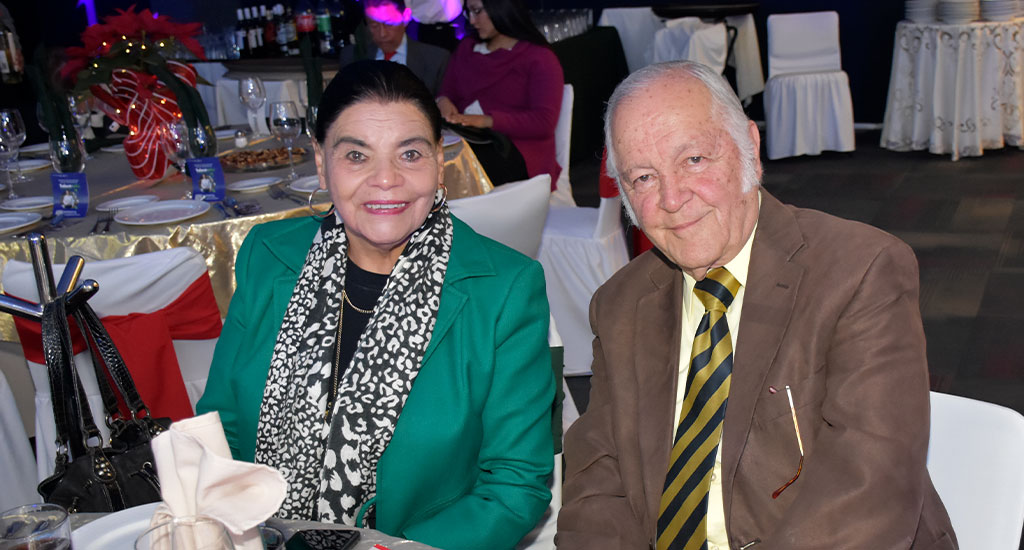 Colegio rinde homenaje a sus socios vitalicios 2023