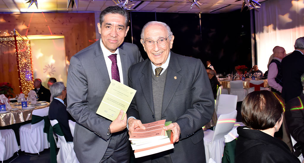 Colegio rinde homenaje a sus socios vitalicios 2023