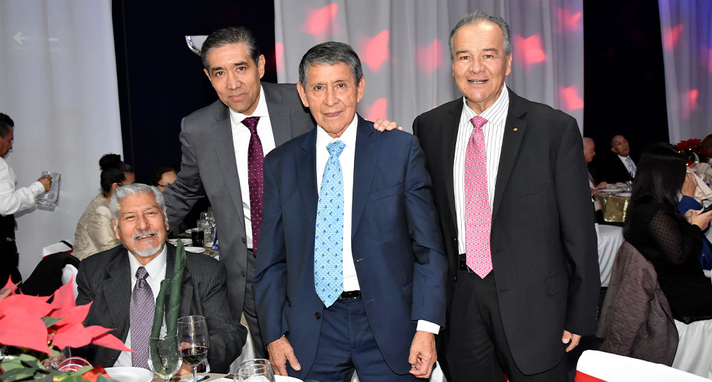 Colegio rinde homenaje a sus socios vitalicios 2023