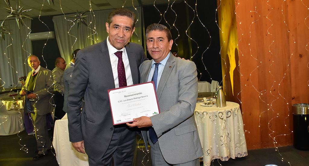 Colegio rinde homenaje a sus socios vitalicios 2023