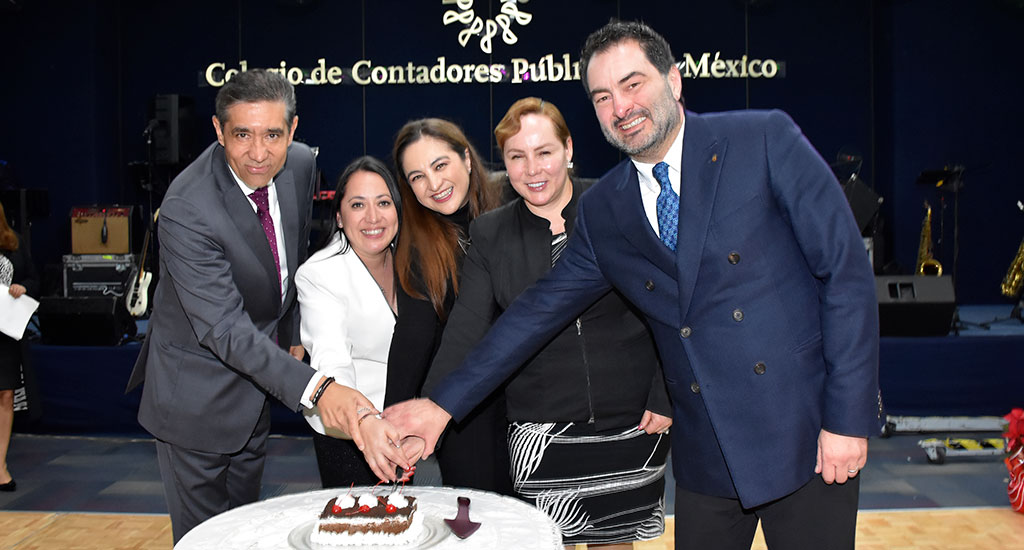 Colegio rinde homenaje a sus socios vitalicios 2023