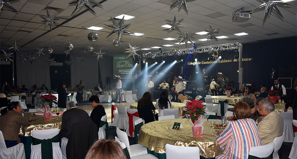 Colegio rinde homenaje a sus socios vitalicios 2023