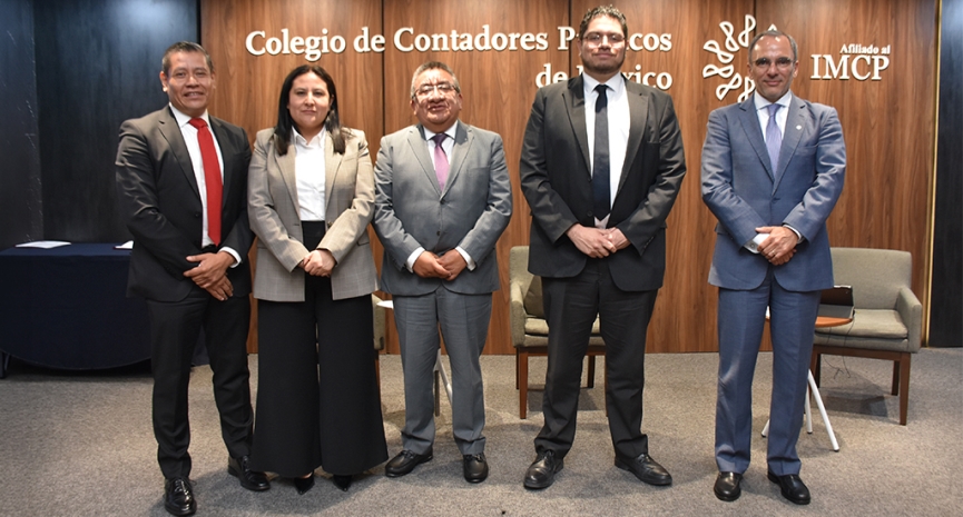 Colegio y SAT fortalecen diálogo institucional en foro de fiscalización