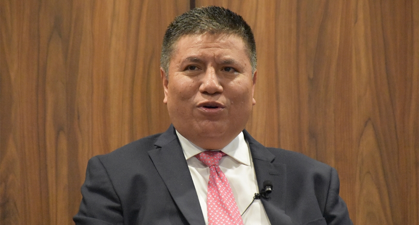 Colegio y SAT fortalecen diálogo institucional en foro de fiscalización