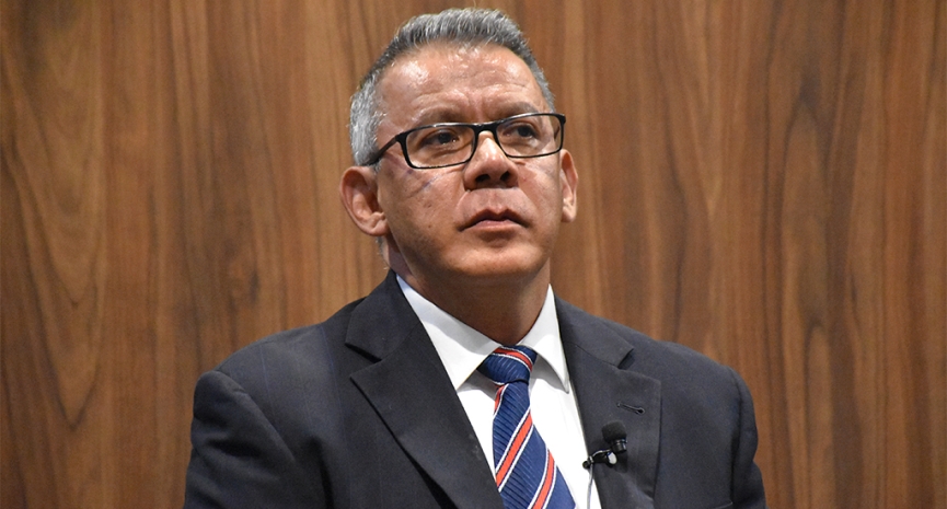 Colegio y SAT fortalecen diálogo institucional en foro de fiscalización