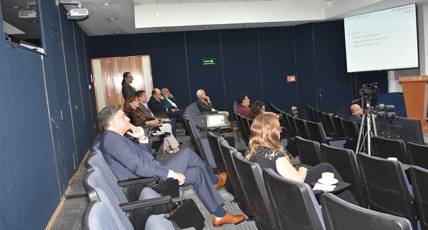 Éxito: Liderazgo e inteligencia emocional con Ricardo González