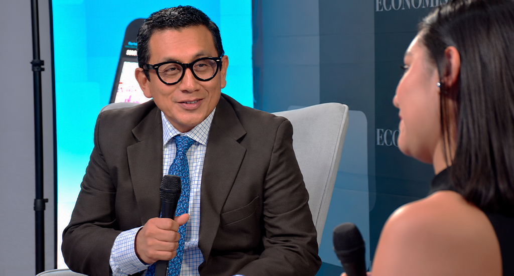 Firma el Colegio y El Economista convenio de alianza estratégica