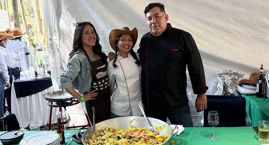 Gran Paellada encendió la fiesta con Los Yaguarú