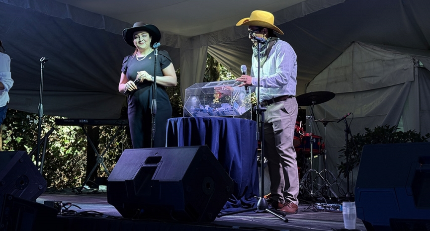Gran Paellada encendió la fiesta con Los Yaguarú